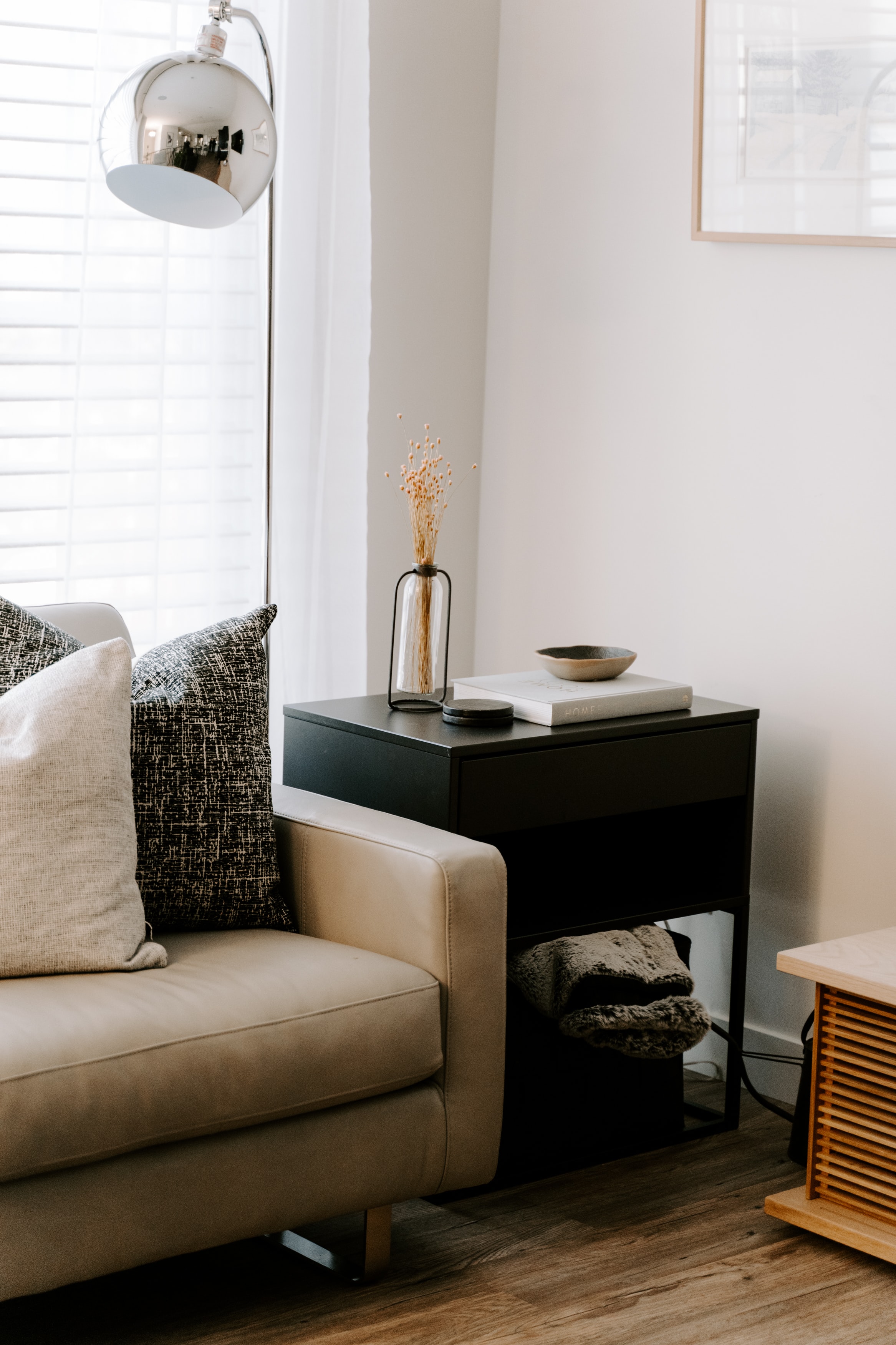 grey couch, home, living room, buying, selling, black side table